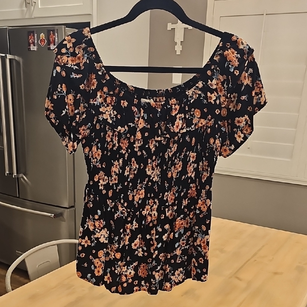 Maurices Black Floral Blouse M